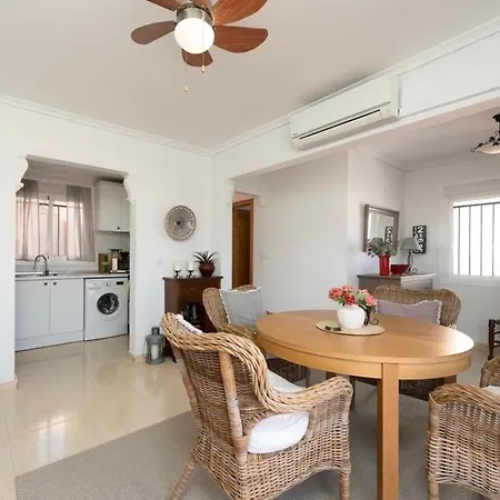Infinity House Apartament *