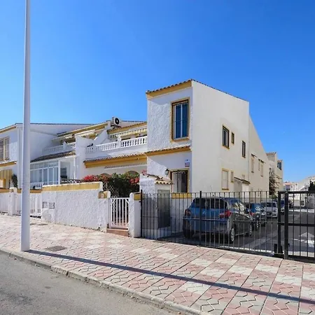Apartament Infinity House *